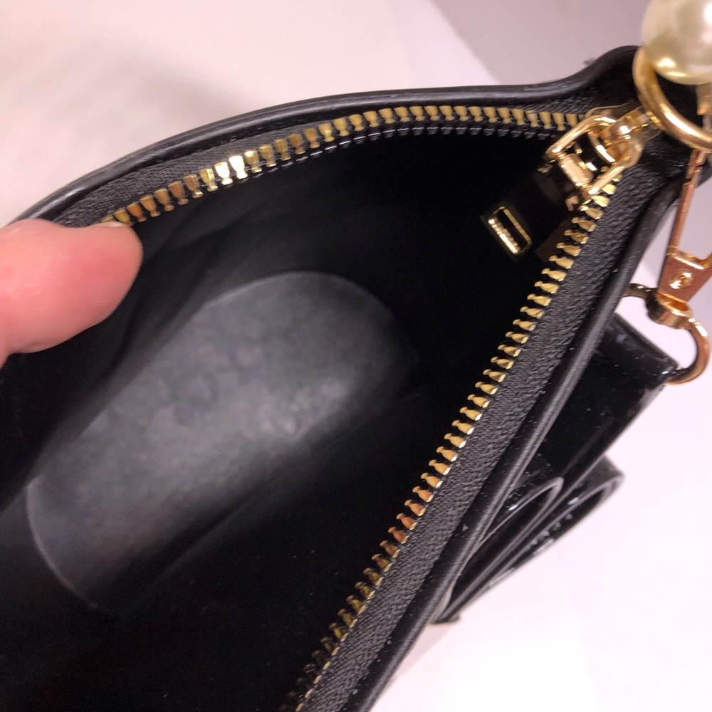 LeMeil Black quilted vegan leather bucket/crossbody Bag. Pearl Handle. - Picture 3 of 11